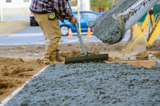 Best Concrete Installation Cost  in Clearlake, CA